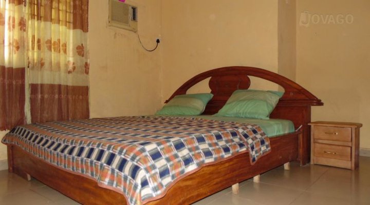 Cool Planet Inn (Elliot)