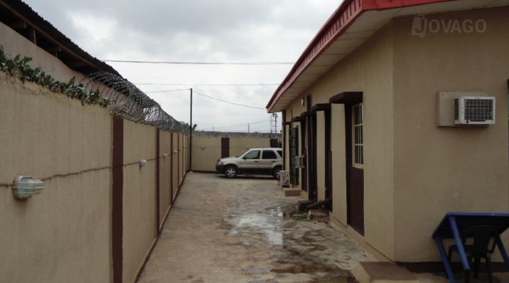 Cool Planet Inn (Elliot)