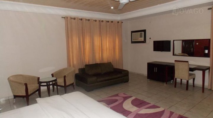 Kabo Guest Inn