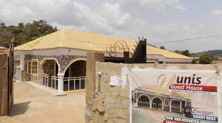 Yunis Guest House