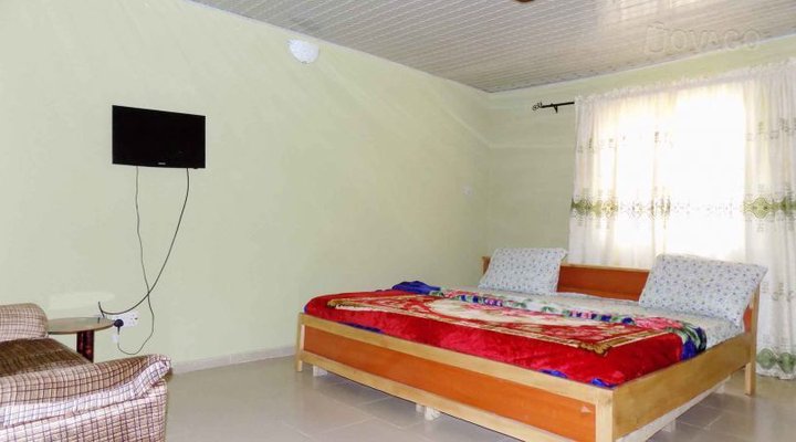 Yunis Guest House