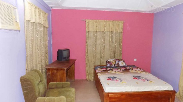 Crownstone Hotel