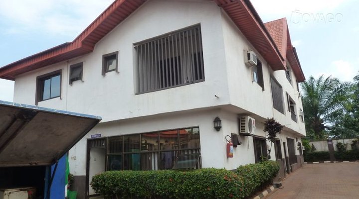 Vinelo Hotel