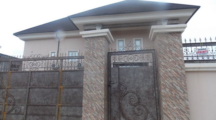 Dipri Suites