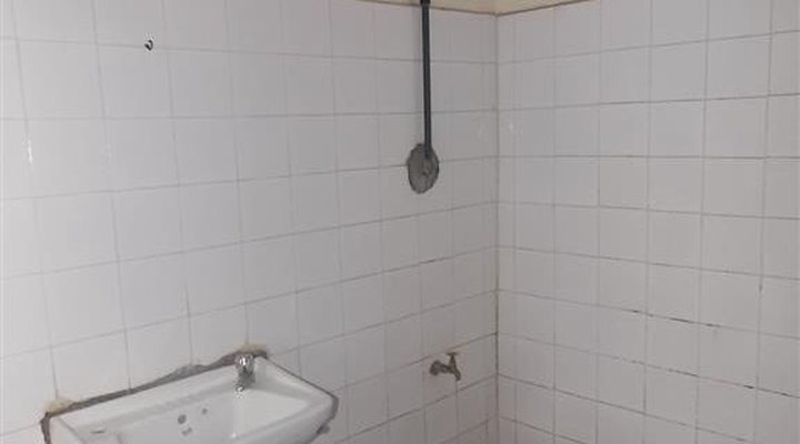 Amoted Royal Hotel and Tours