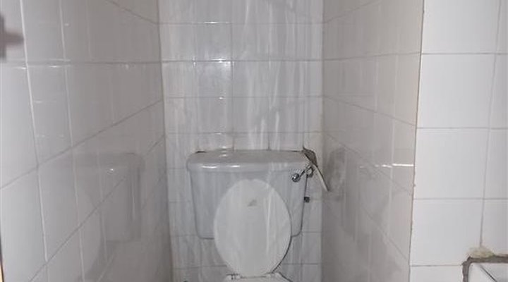 Amoted Royal Hotel and Tours