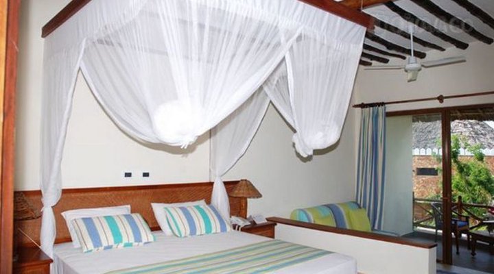 Sultan Sands Island Resort