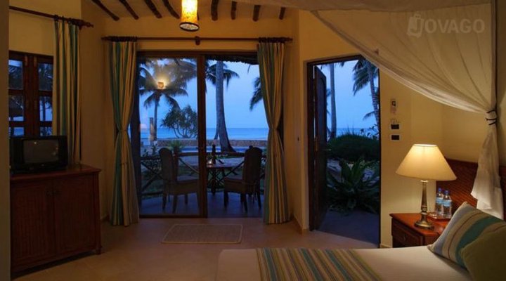 Sultan Sands Island Resort