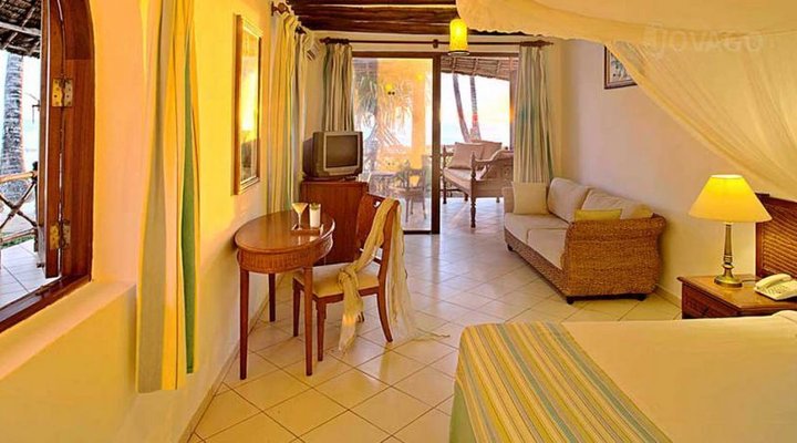 Sultan Sands Island Resort