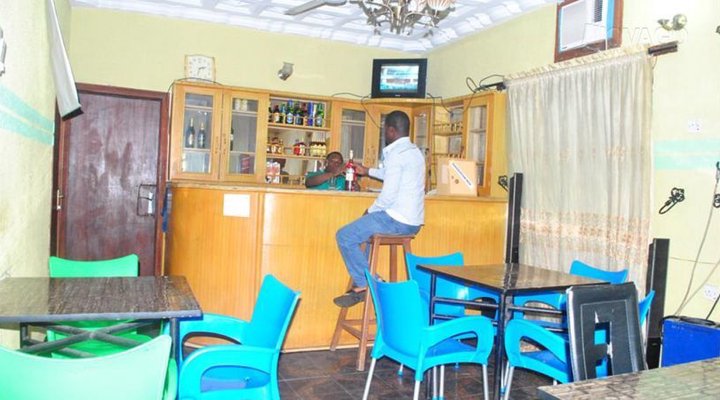 De Laws Motel Nigeria Ltd