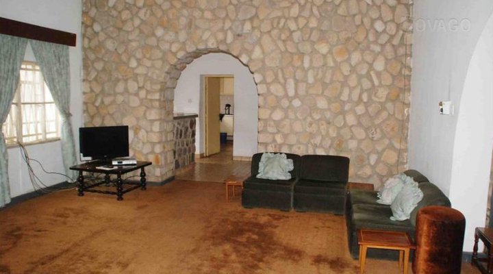 University Of Jos Guest House (Main)