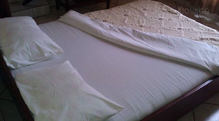 Celena Plaza Motel