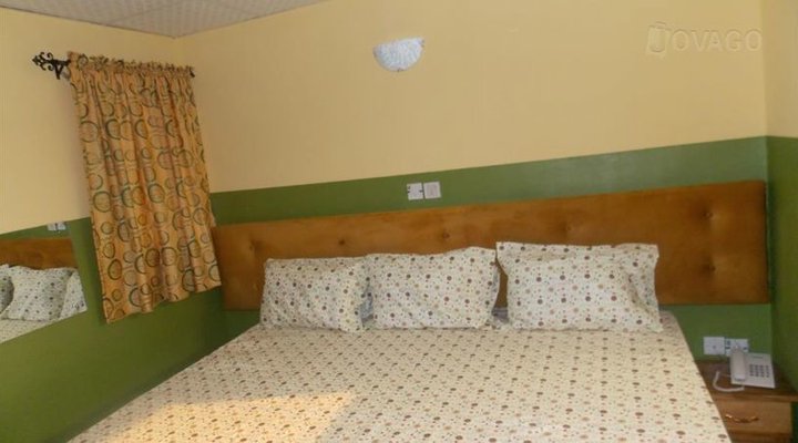 Mount Pleasant International Hotel