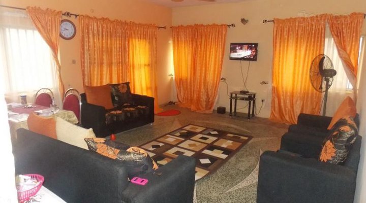 Opracini Hotel and Lounge