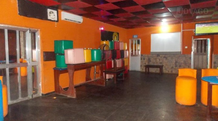 Opracini Hotel and Lounge