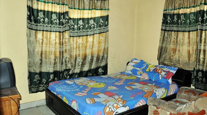 Muky Bar And Lodging