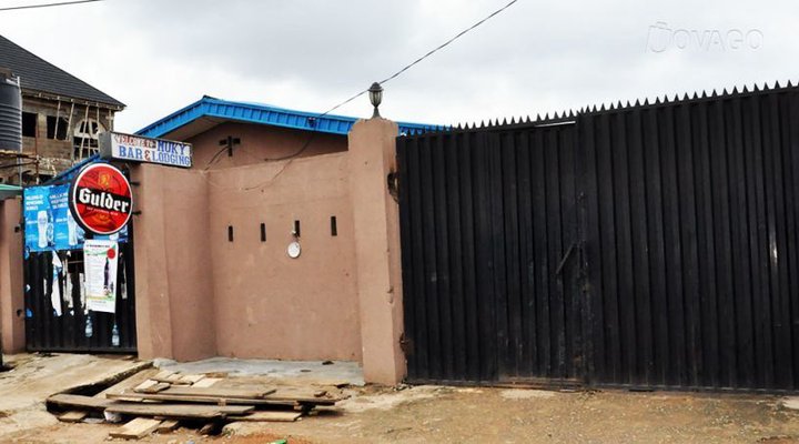 Muky Bar And Lodging