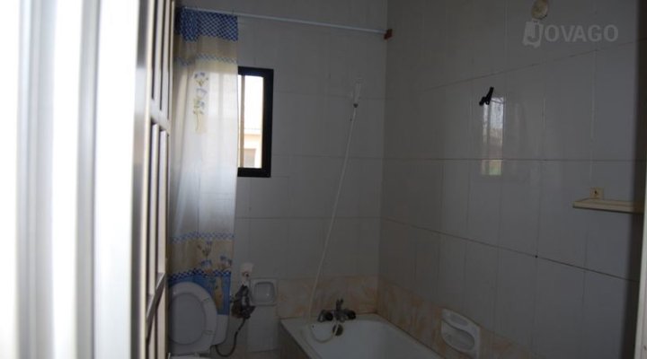 Nibraz Suites And Bars