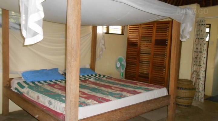Ushongo Beach Cottage