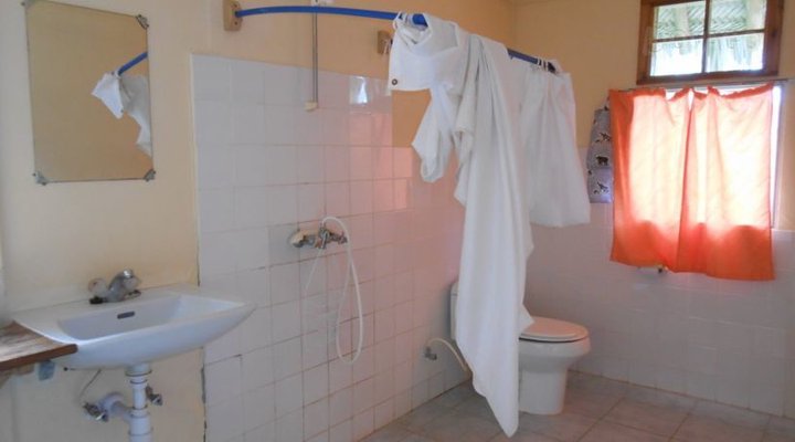 Ushongo Beach Cottage