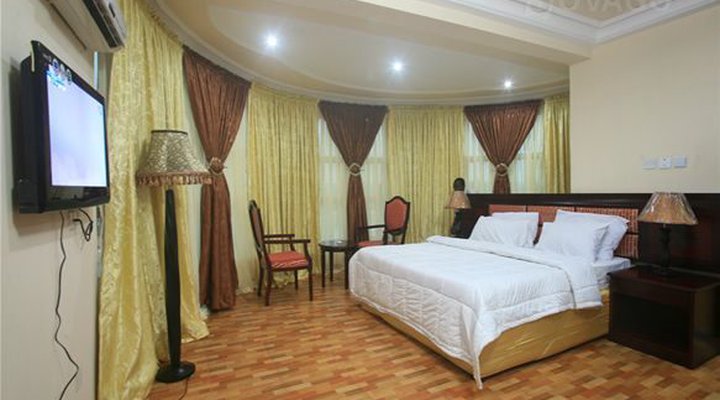 Prestige Hotel And Suites