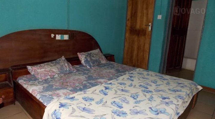 Ajaba A-Z Charley's Hotel