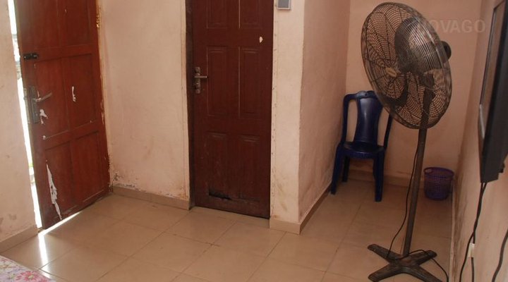 Ebisco De Confidence Hotel