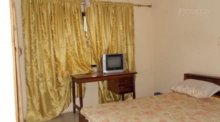 Alliance West African Hotel