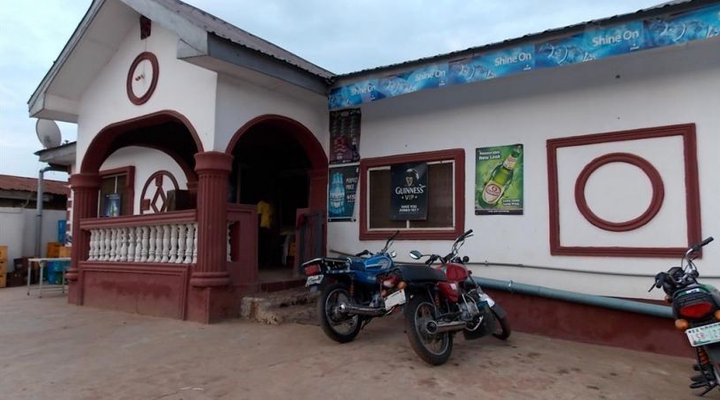 Bobajiro Guest House