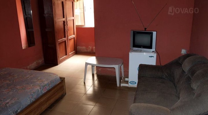 De Love Guest House