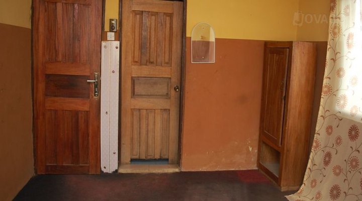 Mofes Hotel and Suites