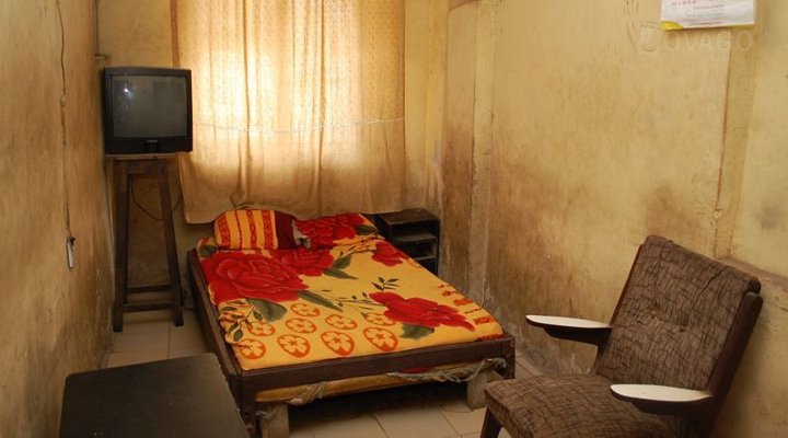 Mofes Hotel and Suites