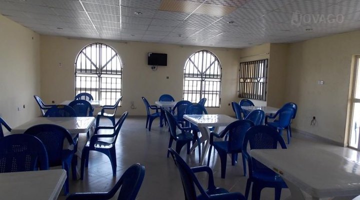 The Residence Royale Hotel & Suites