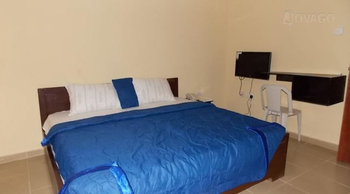 The Residence Royale Hotel & Suites