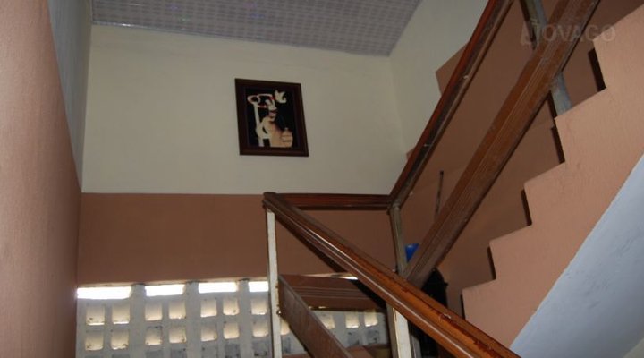 Eleshin Dudu Hotel And Suites