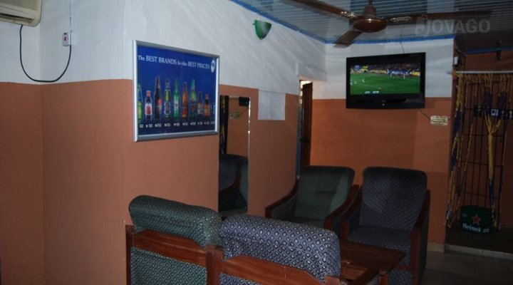 Eleshin Dudu Hotel And Suites