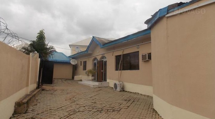Grand Island Guest House