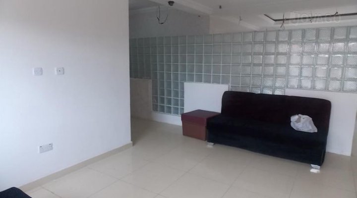 Womzy Tourist Hotel
