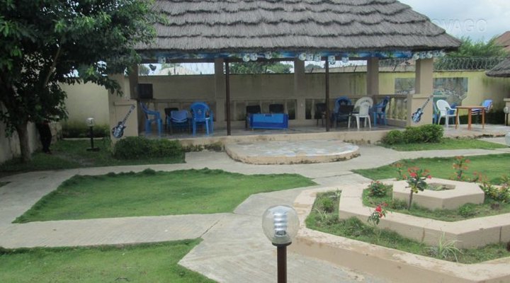 Villa Garden and Hotel