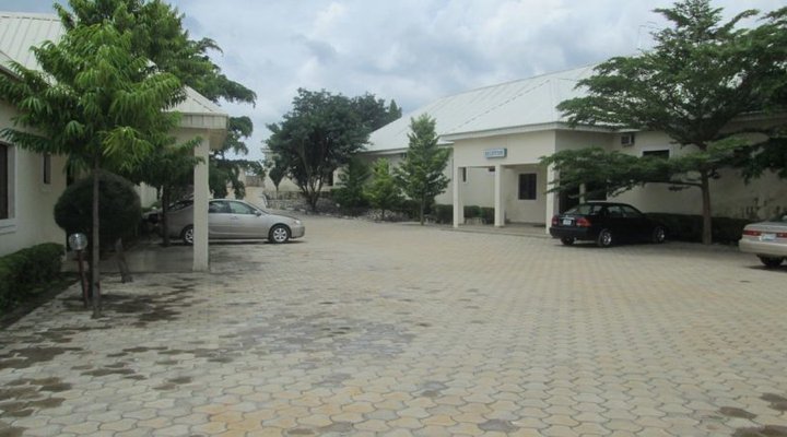 Villa Garden and Hotel