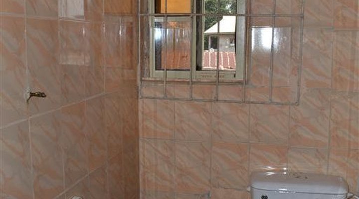 Maduagwu Guest House