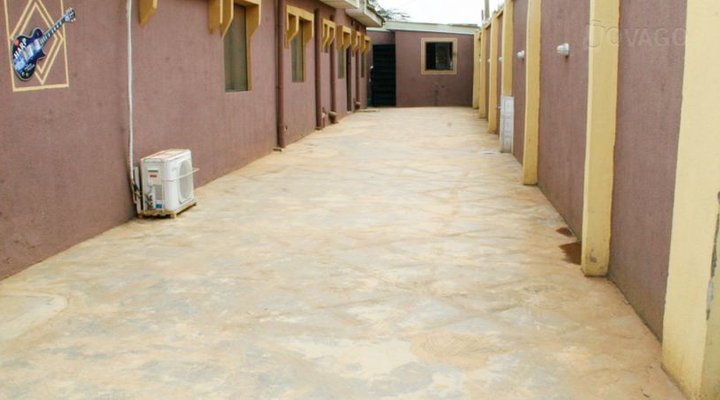 Ever White Guest Inn