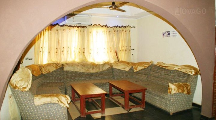 Ever White Guest Inn