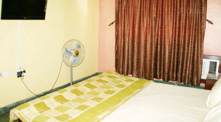Owolabi Hotel