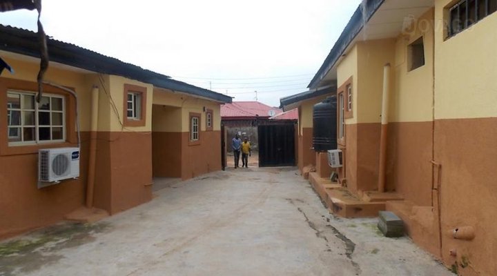 Make Peace Guest Inn