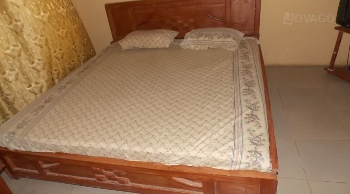 Grace De Sholly Hotel