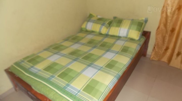 Remmy-Tee Comfort Guest House