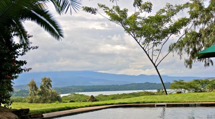 Kiangazi House
