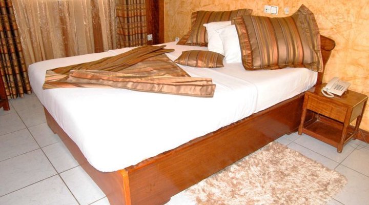Afrique Hotel Douala Airport