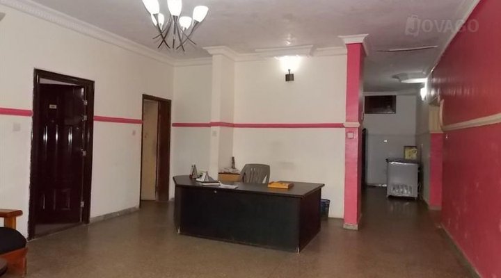 112 Guest House & Suite